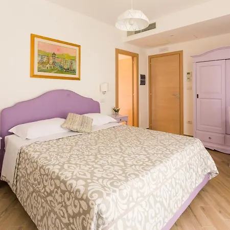 Toma' ベッド・アンド・ブレックファスト 3*