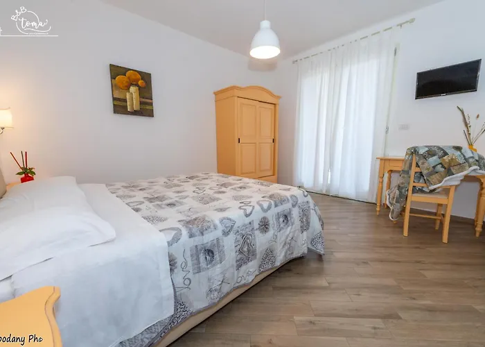 Oda ve Kahvaltı Toma'